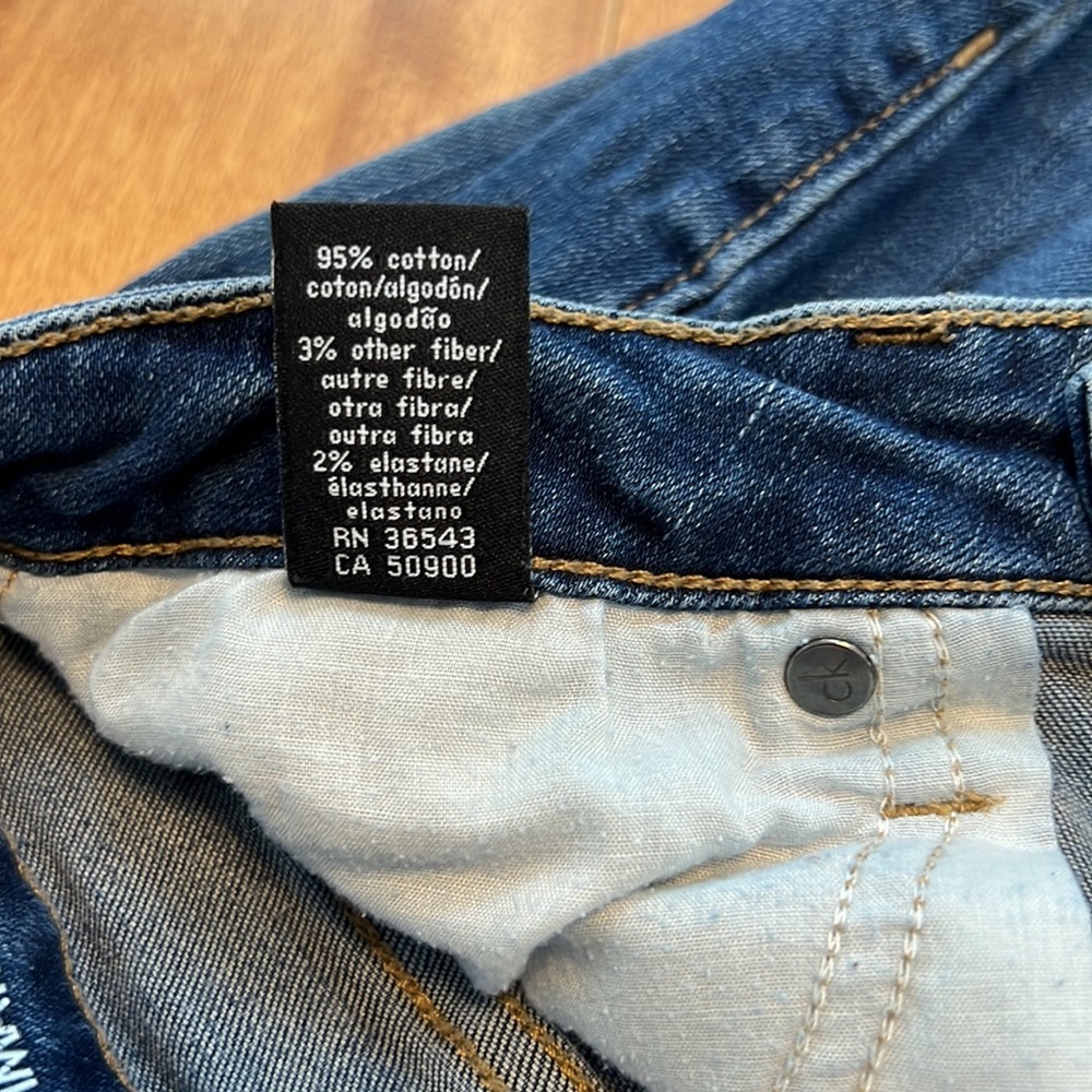 Calvin Klein Low Rise Skinny Jeans Size 2 - Picture 6 of 6
